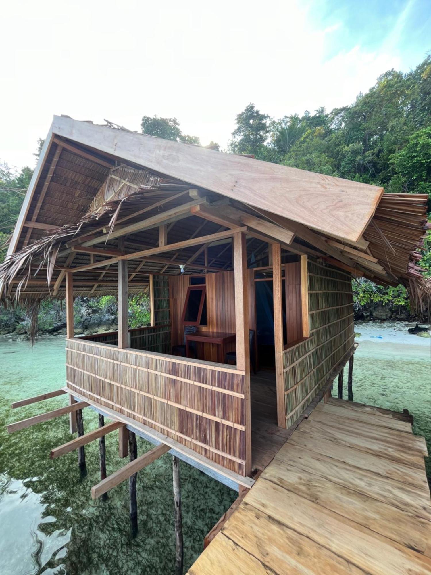 Junior Homestay Kri Bagian luar foto
