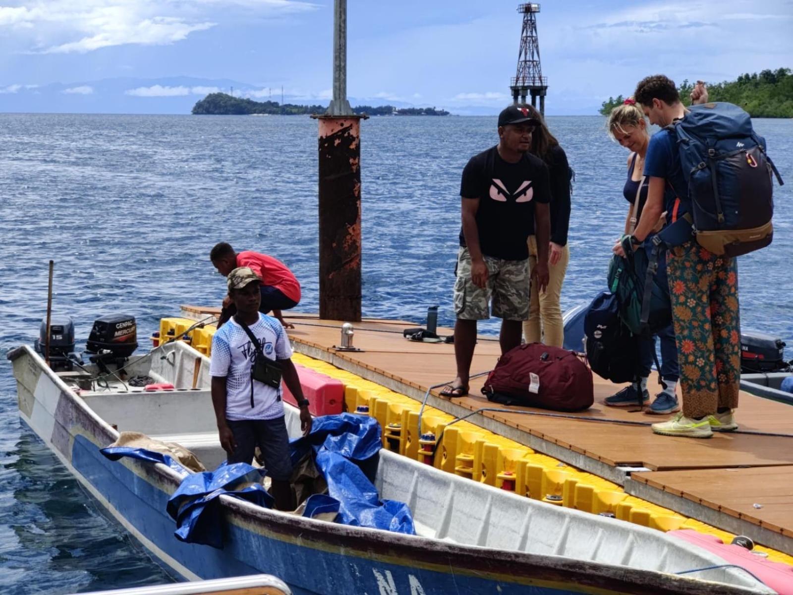 Junior Homestay Kri Bagian luar foto