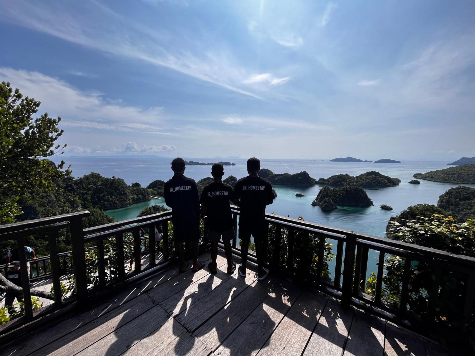 Junior Homestay Kri Bagian luar foto