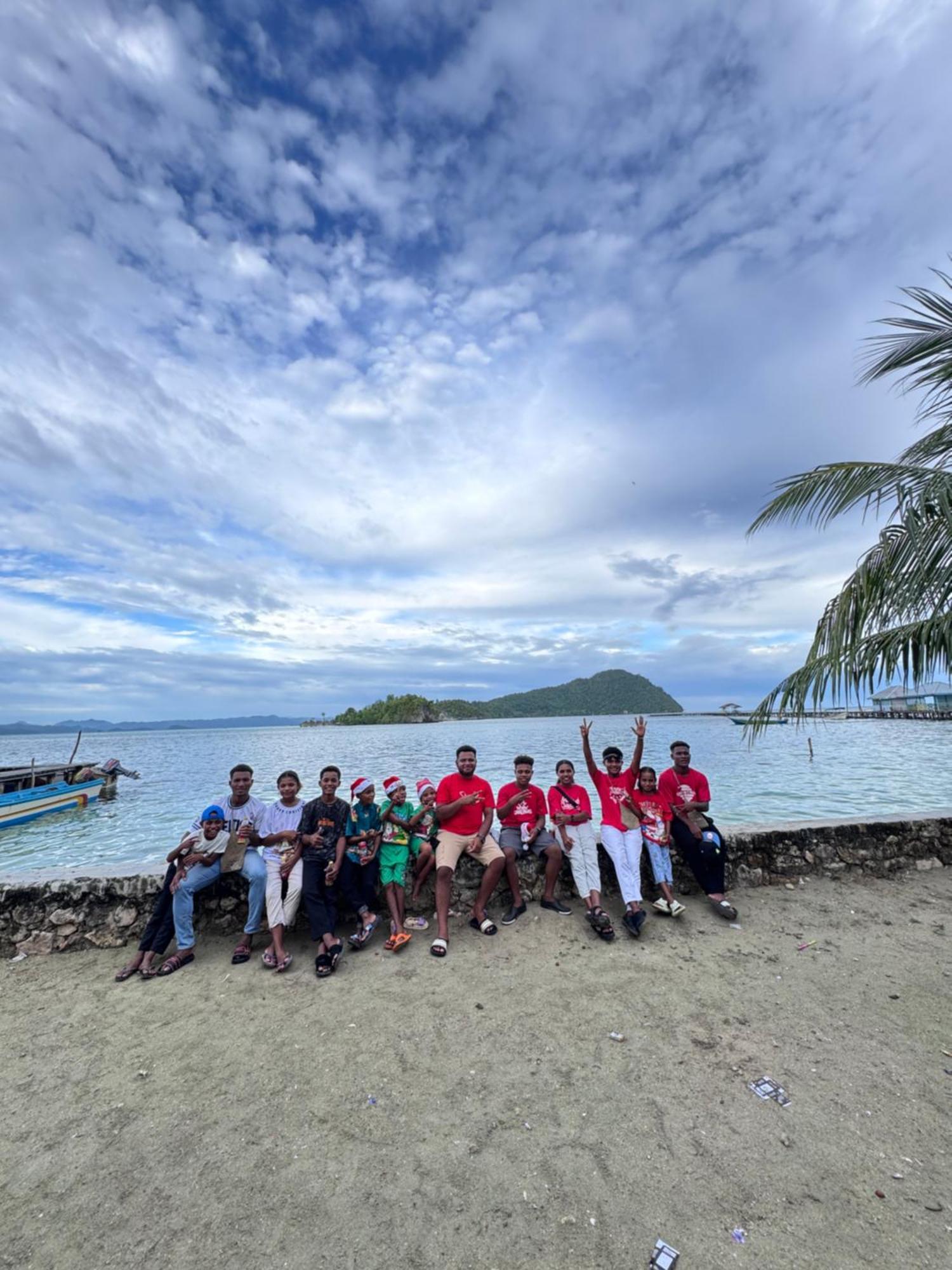 Junior Homestay Kri Bagian luar foto