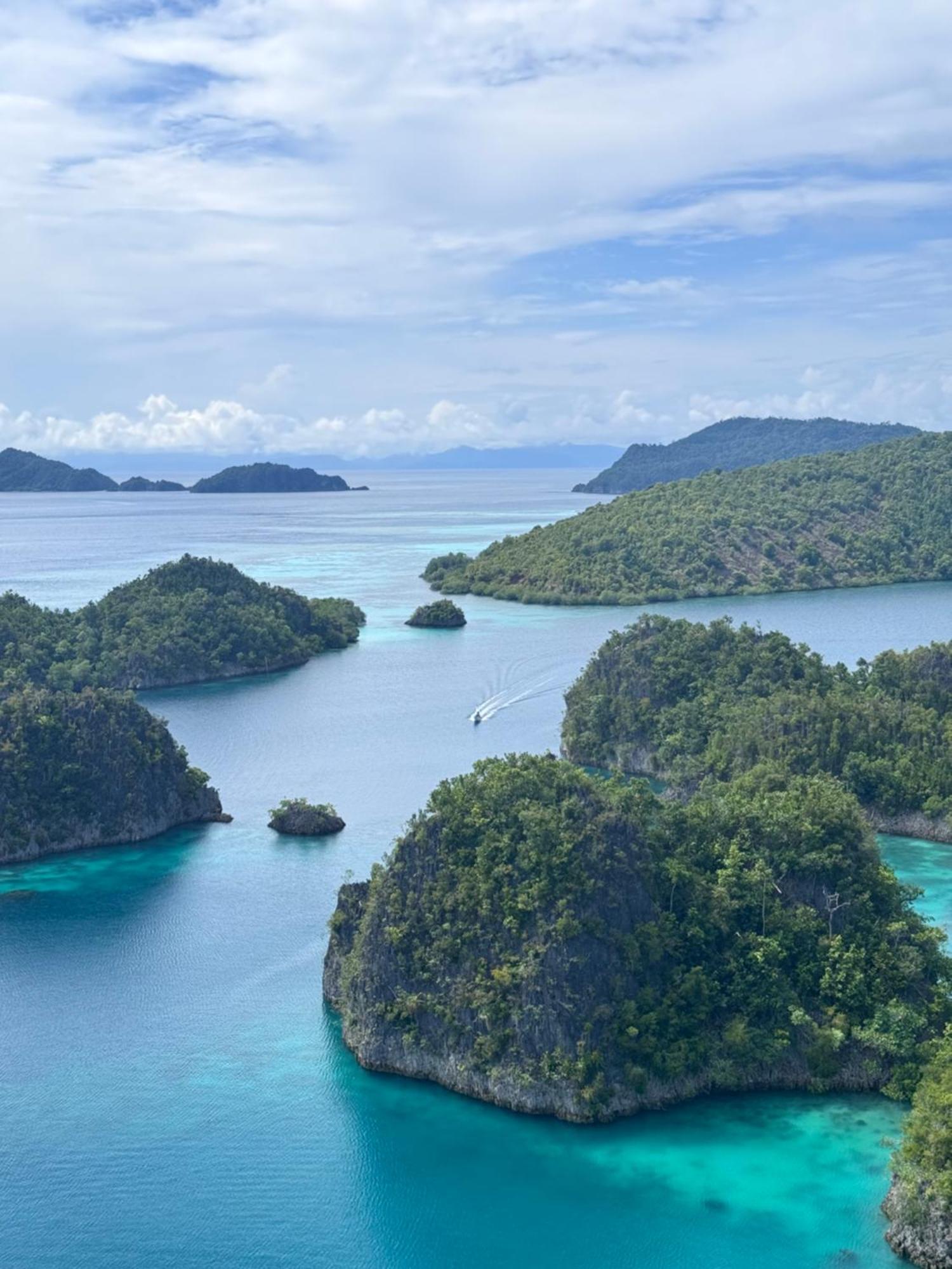 Junior Homestay Kri Bagian luar foto