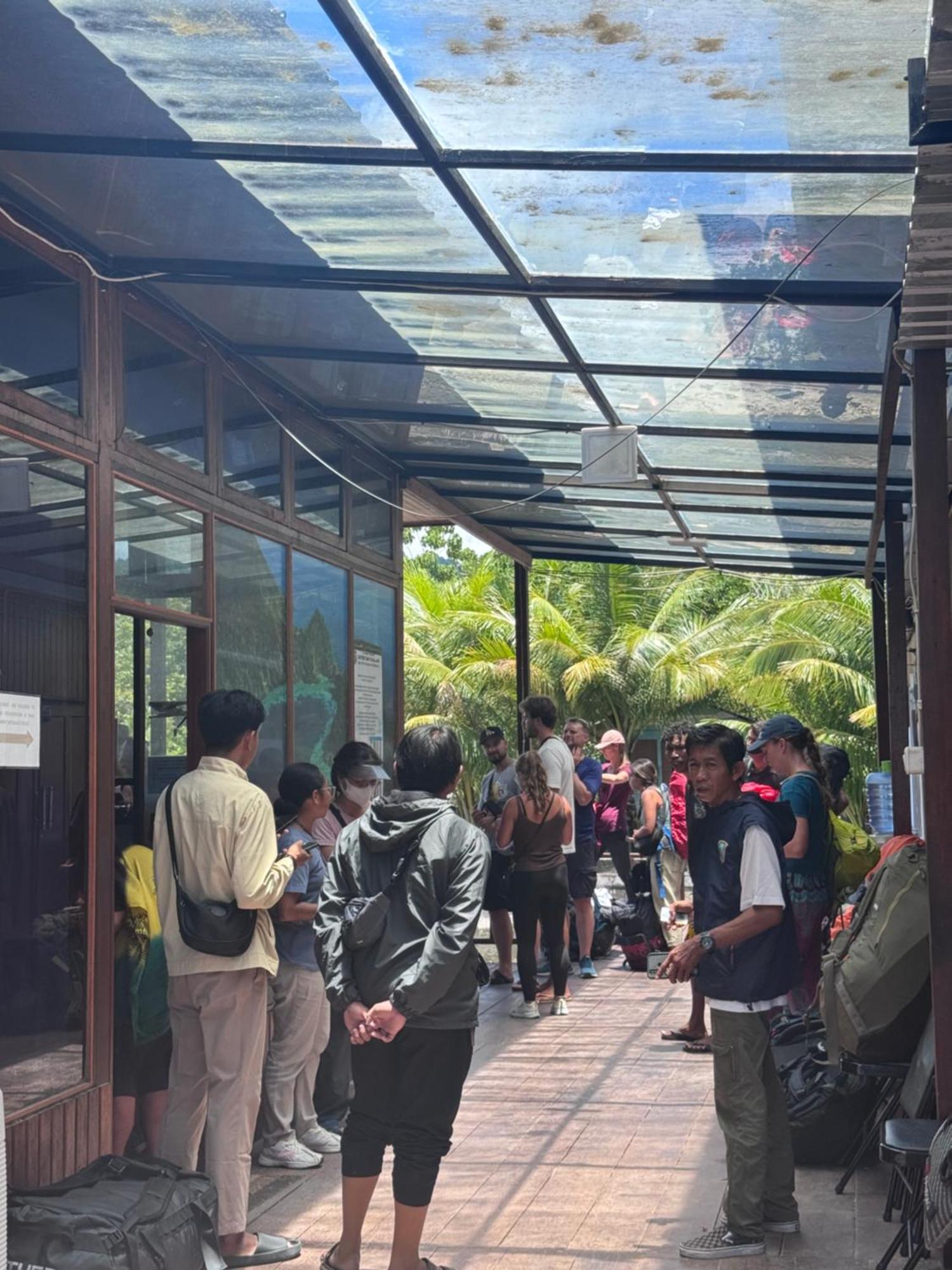 Junior Homestay Kri Bagian luar foto