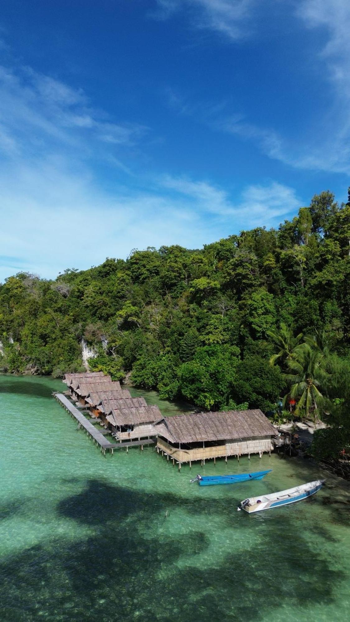 Junior Homestay Kri Bagian luar foto
